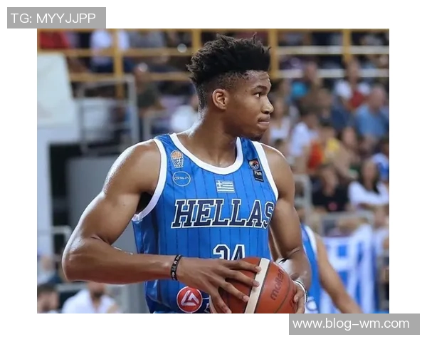 马威赞狄龙背身单打技艺非凡展现个人实力与篮球魅力